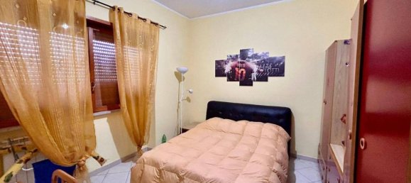 Apartamento de 3 habitaciónes en Rome, Italy No. 23133 2