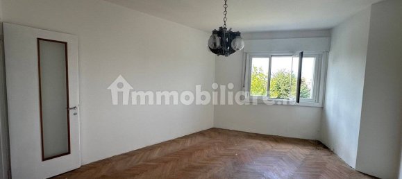 2 bedrooms Apartment in Trieste, Italy No. 285338 4