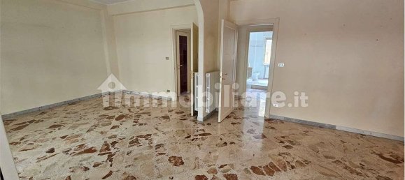 4 Schlafzimmer Wohnung in Enna, Italy, Nr. 351594 4