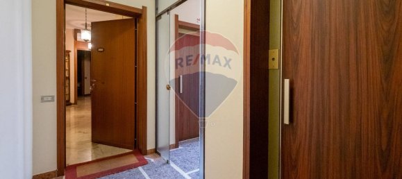 Apartamento T3 em Milan, Italy N.º 364225 2