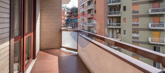 Apartamento T3 em Milan, Italy N.º 364225 6