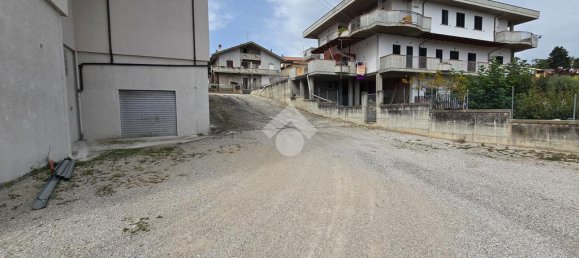 78m² Garage in Notaresco, Italy No. 361668 2