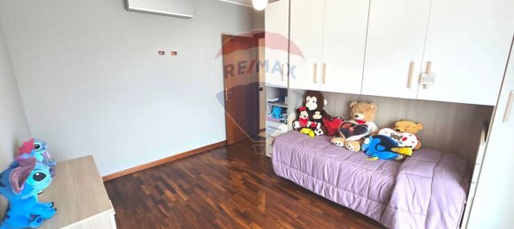 3 rooms Apartment in Pioltello, Italy No. 218840 36