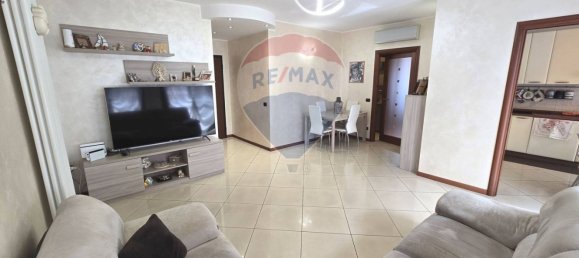 3 rooms Apartment in Pioltello, Italy No. 218840 11