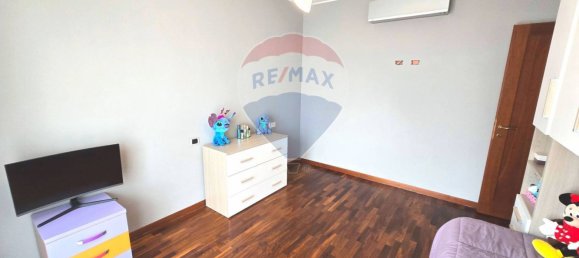 3 rooms Apartment in Pioltello, Italy No. 218840 37