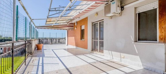 Ático de 3 habitaciónes en Pontinia, Italy No. 19906 21