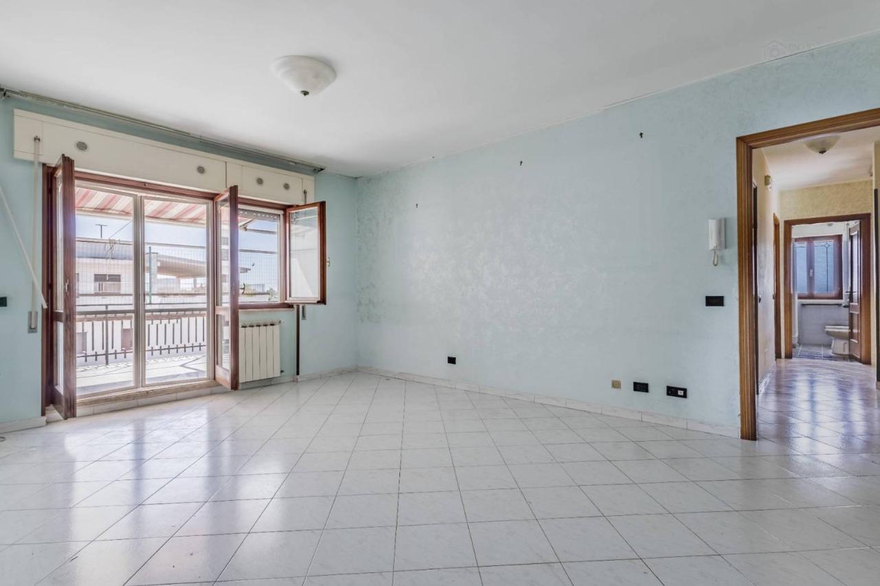 Ático de 3 habitaciónes en Pontinia, Italy No. 19906