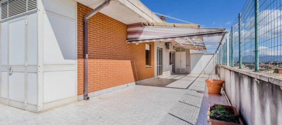 Ático de 3 habitaciónes en Pontinia, Italy No. 19906 3