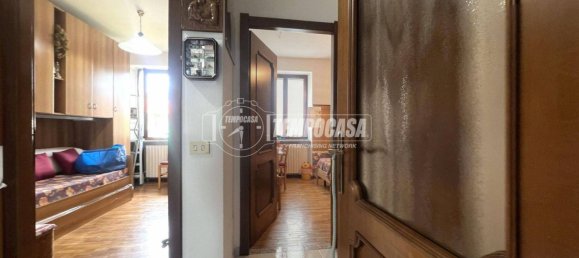 3 bedrooms Apartment in Parabiago, Italy No. 352220 17