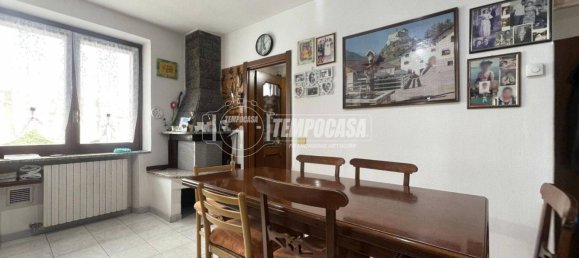 3 bedrooms Apartment in Parabiago, Italy No. 352220 6