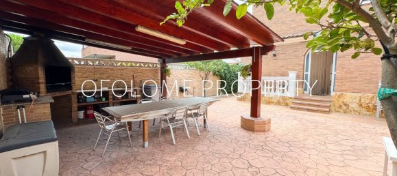 4 bedrooms House in Santa Perpetua De Mogoda, Spain No. 184029 2