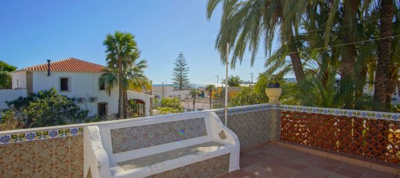 7 bedrooms House in Alicante, Spain No. 23786 11