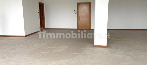 1 room Office in Caldiero, Italy No. 214627 2