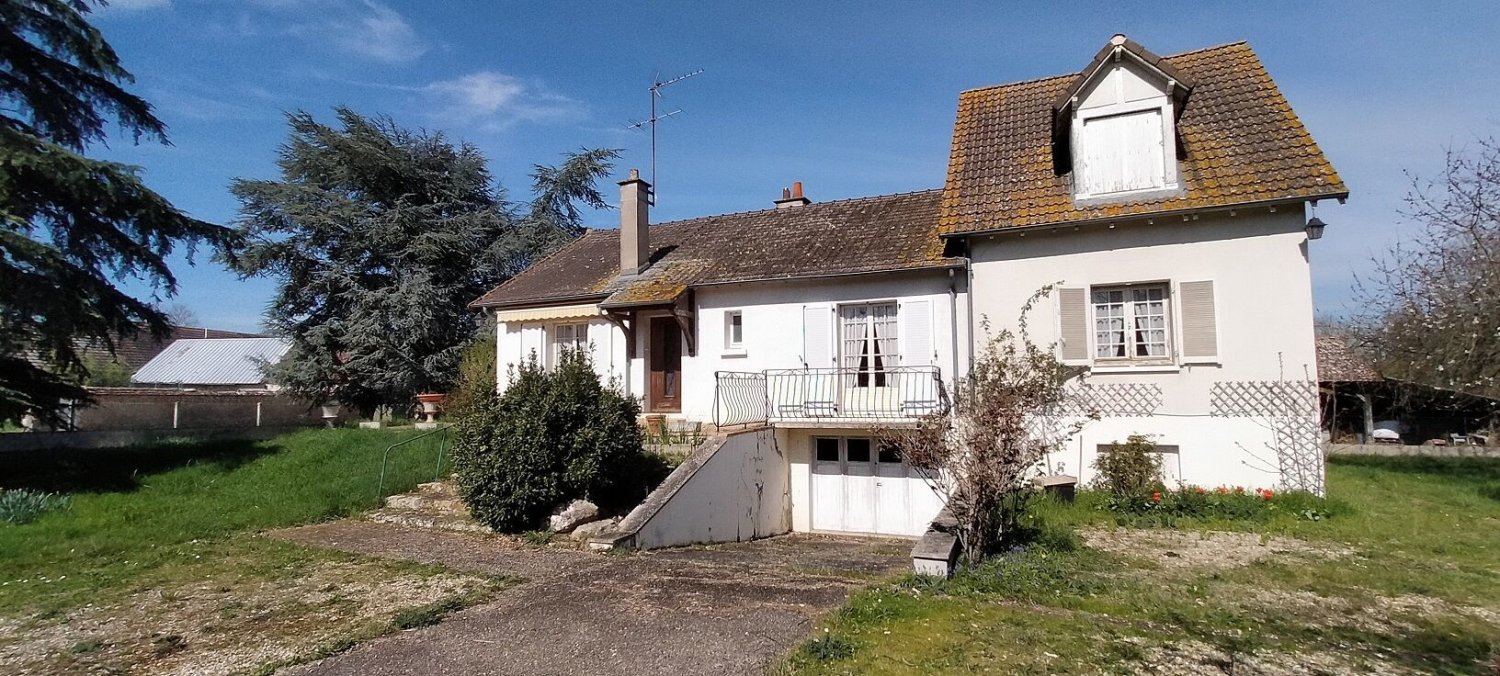 3 Schlafzimmer Haus in Chery, France, Nr. 85337