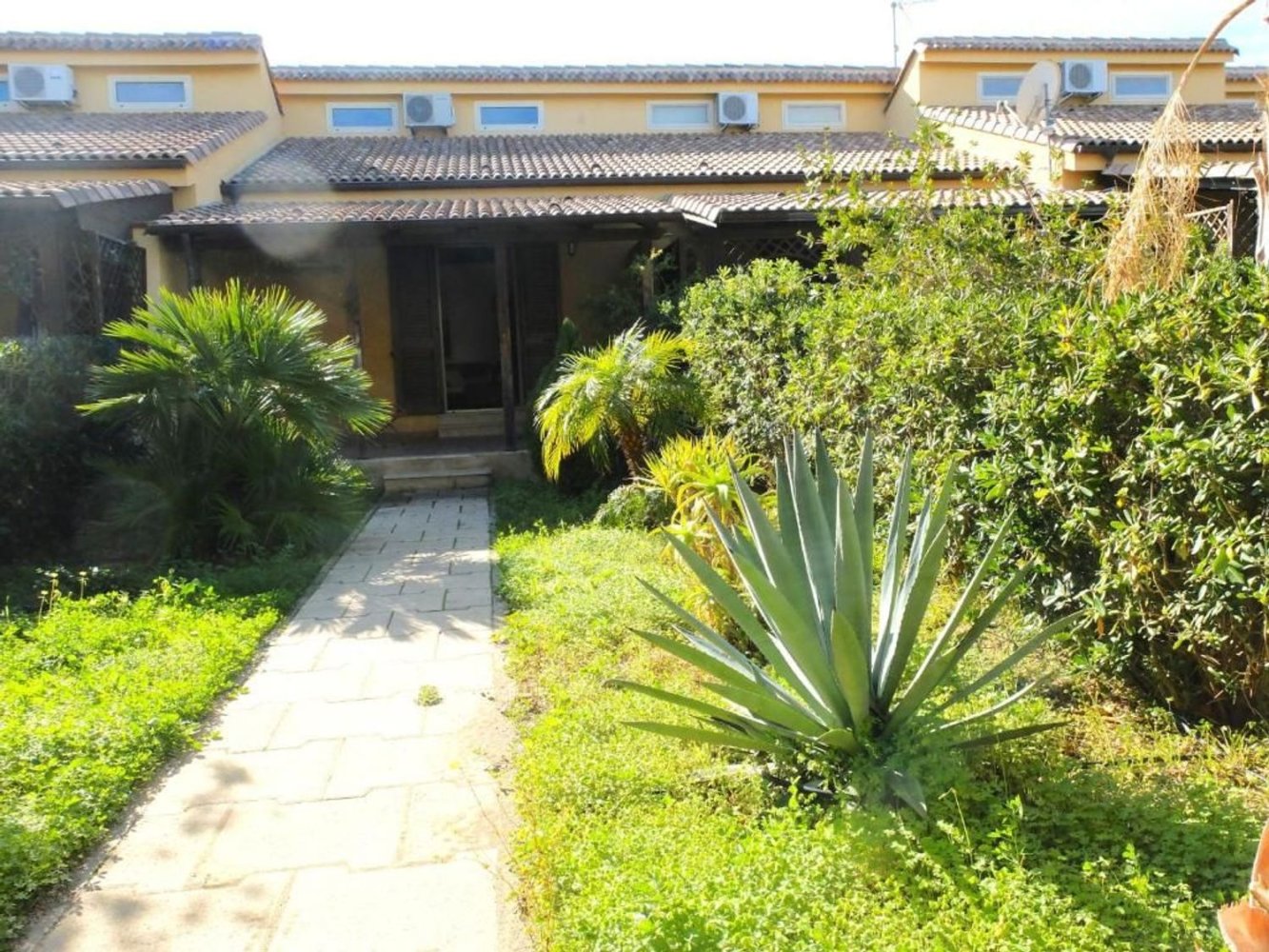 4 bedrooms House in Trabia, Italy No. 401669