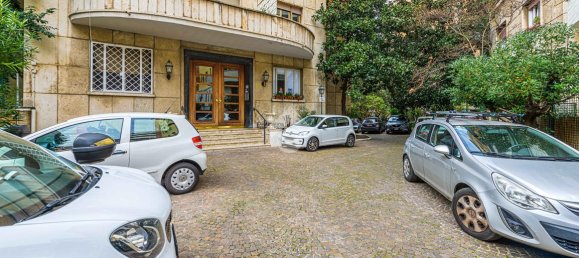 2 rooms Apartment in Rome, Italy No. 7335 17
