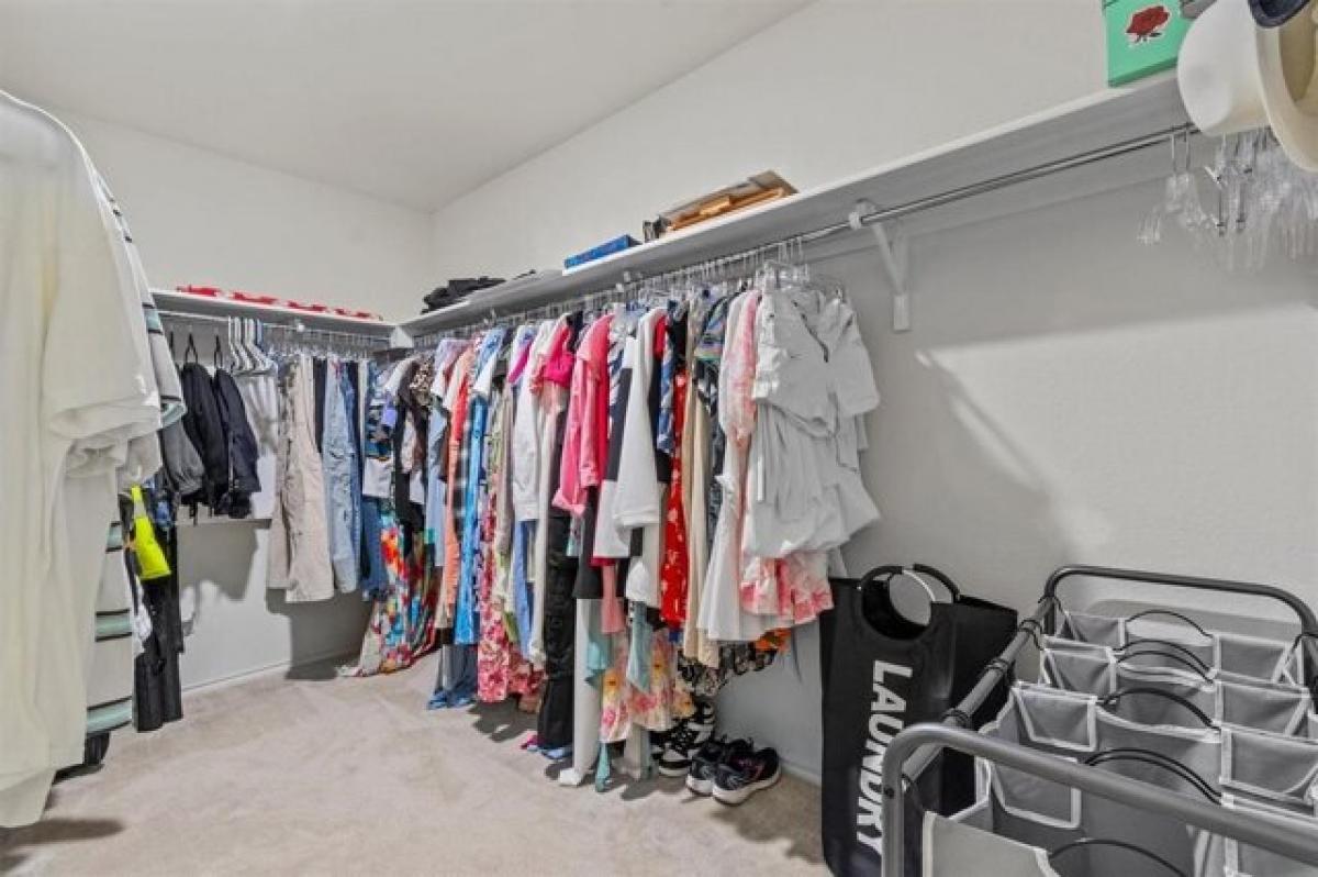 Дом с 3 спальнями в Манор, США № 376760