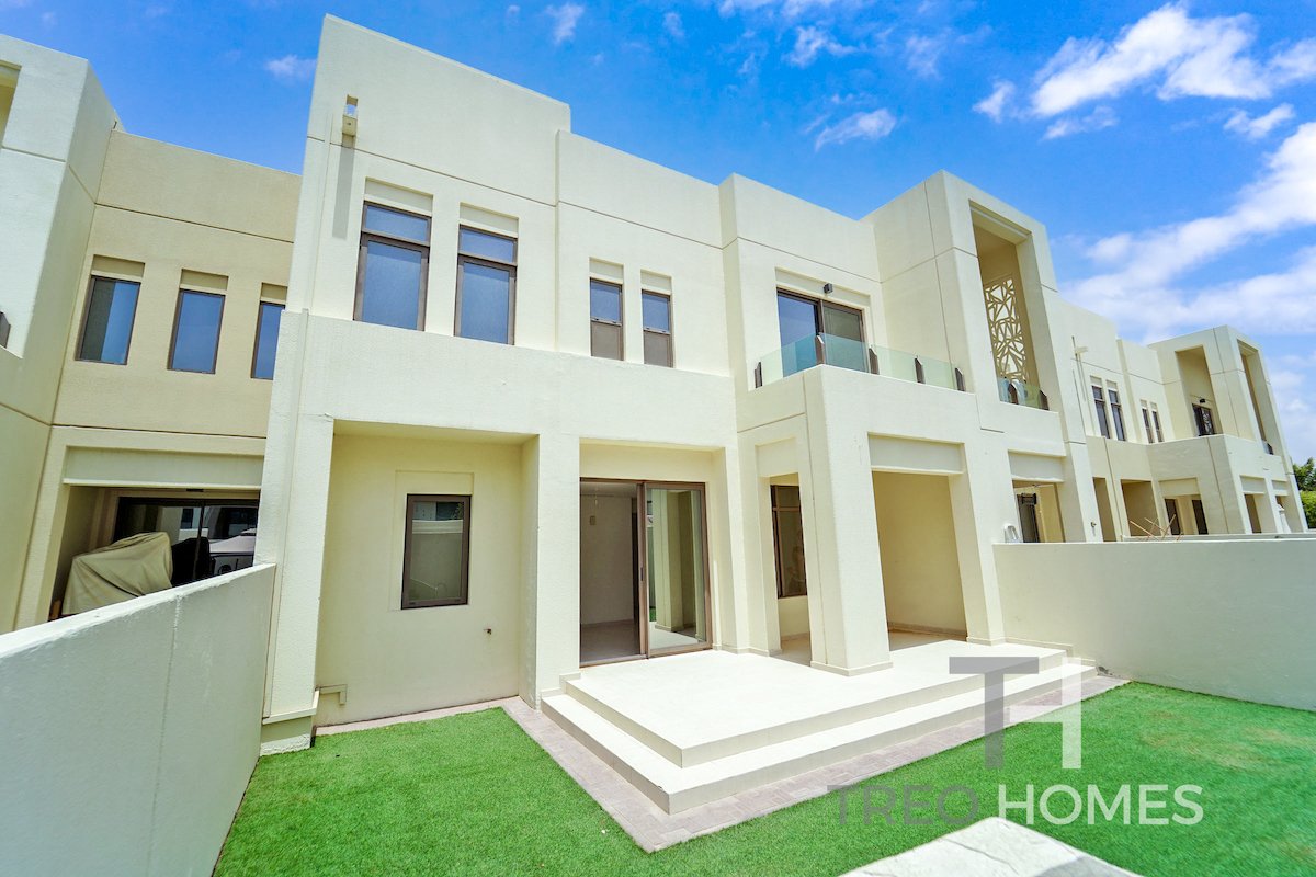 4 bedrooms Townhouse in Reem, UAE No. 28884