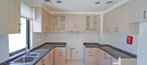 4 bedrooms Townhouse in Reem, UAE No. 28884 6