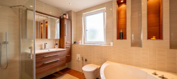 5 chambres Maison de ville à Frankfurt am Main, Germany No. 310743 16