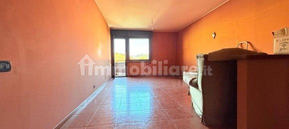 3 bedrooms Apartment in Sassuolo, Italy No. 333374 5