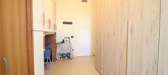 Apartamento de 6 habitaciónes en Giulianova, Italy No. 116691 22
