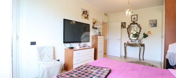 Apartamento de 6 habitaciónes en Giulianova, Italy No. 116691 14