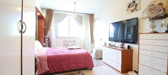 Apartamento de 6 habitaciónes en Giulianova, Italy No. 116691 13