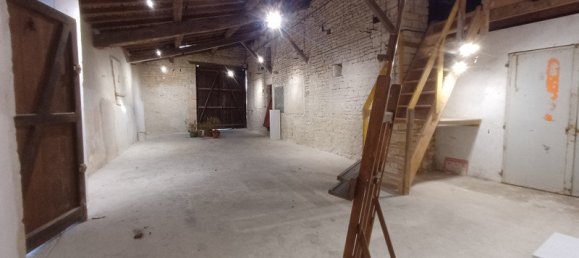 3 bedrooms House in Tusson, France No. 95946 9