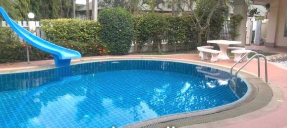 Café/restaurante de 5 dormitorios en Pattaya, Thailand No. 15870 5