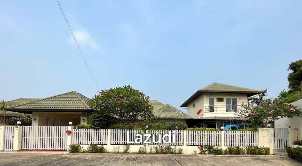 Café/restaurante de 5 dormitorios en Pattaya, Thailand No. 15870