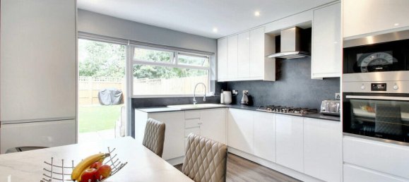 3 bedrooms Townhouse in Hayes, United Kingdom No. 5074 7