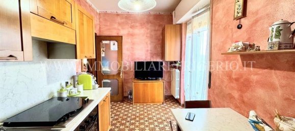 Apartamento de 2 dormitorios en Calolziocorte, Italy No. 360806 15