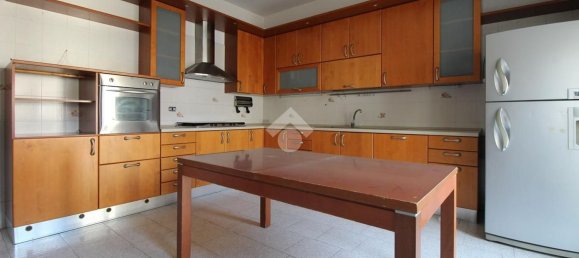 4 Schlafzimmer Wohnung in Villa San Giovanni, Italy, Nr. 315609 6