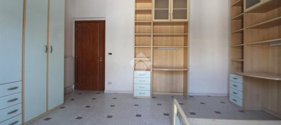 4 Schlafzimmer Wohnung in Villa San Giovanni, Italy, Nr. 315609 12