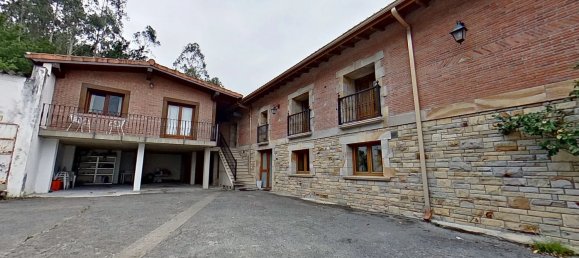 12 bedrooms House in Basque Autonomous Community, Spain No. 154491 50