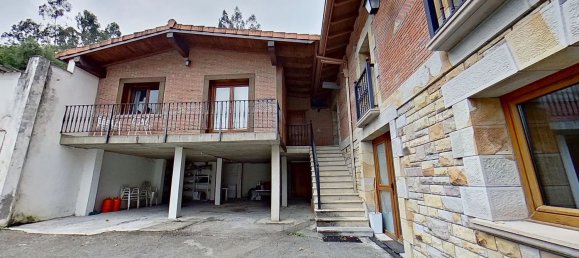 12 bedrooms House in Basque Autonomous Community, Spain No. 154491 3