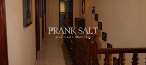 3 غرف نوم منزل في Fgura, Malta رقم 6365 11