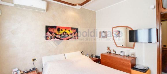 Apartamento de 3 divisões em Mariano Comense, Italy N.º 286291 10