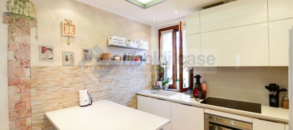 Apartamento de 3 divisões em Mariano Comense, Italy N.º 286291 6