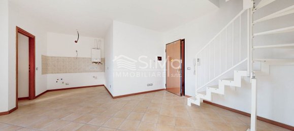 Studio in Poggio Renatico, Italy No. 135384 3