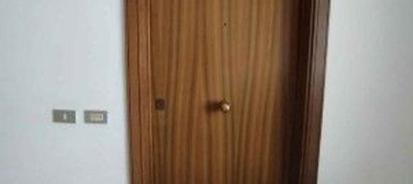 Дуплекс с 6 комнатами в Торторето, Италия № 41896 14