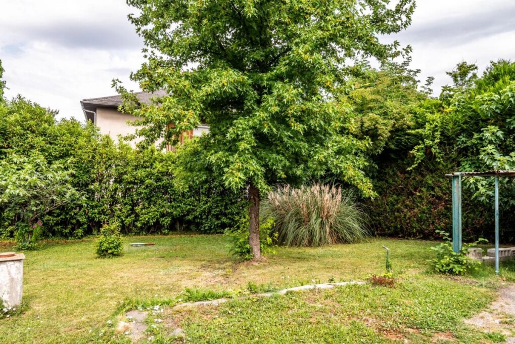 Земельный участок 278м² в Анмас, Франция № 320372