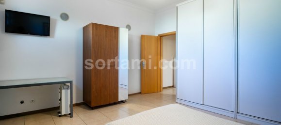 4 Schlafzimmer Haus in Quarteira, Portugal, Nr. 128098 14
