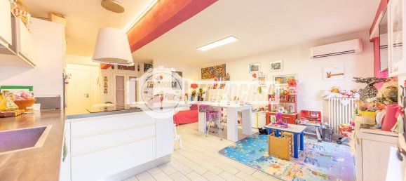 2غرفة شقة في Rome, Italy رقم 270274 4