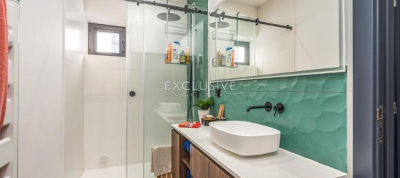 4 bedrooms Villa in Lagoa, Portugal No. 7575 7