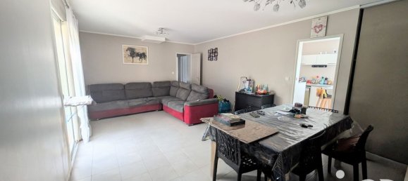 3 bedrooms House in Chateaurenard, France No. 342384 5