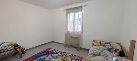 3 bedrooms House in Chateaurenard, France No. 342384 8