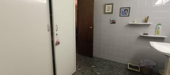 5 Schlafzimmer Wohnung in Cornella De Llobregat, Spain, Nr. 18843 9