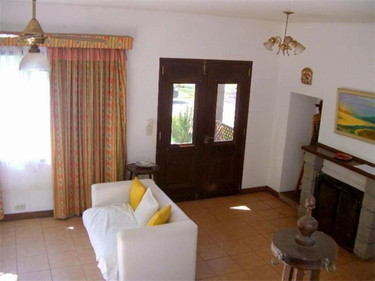 4 bedrooms House in Escobar, Argentina No. 460